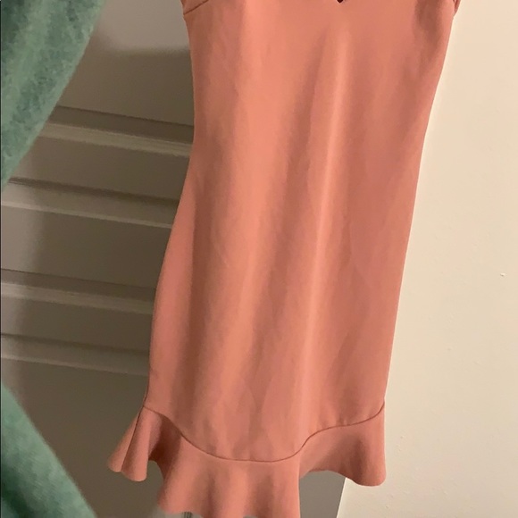 Misguided pink dress - Picture 3 of 3